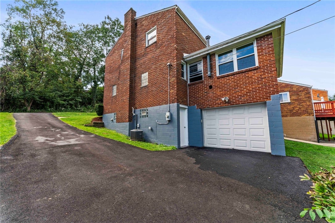 3311 Wallace Drive, Pittsburgh, PA 15227
