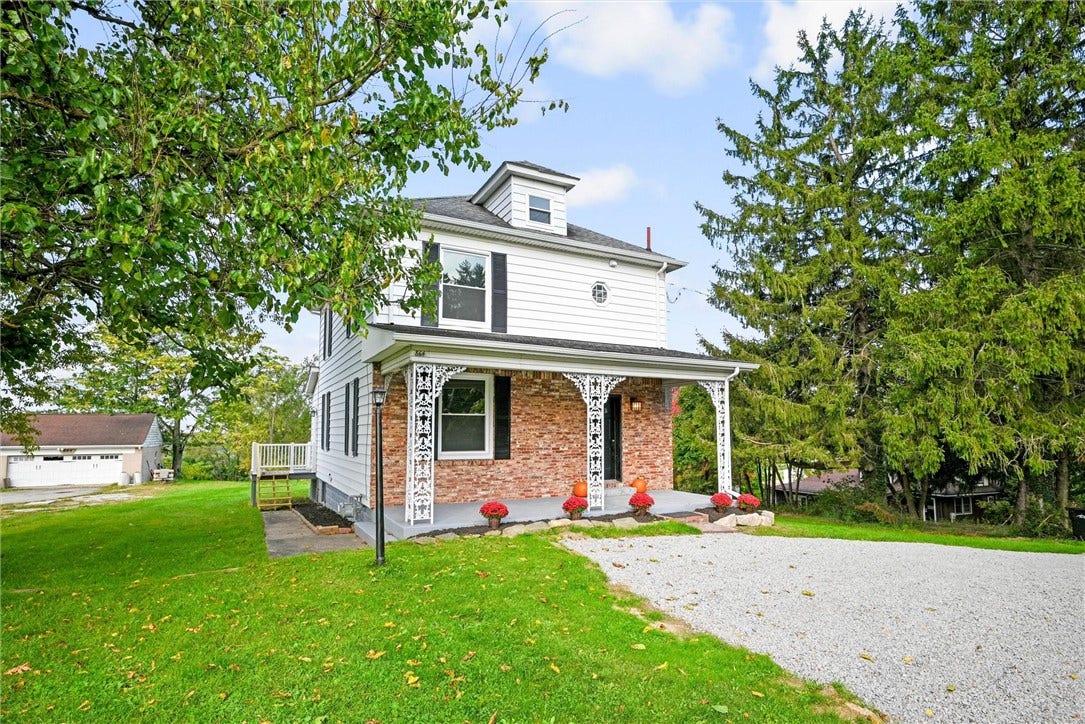864 Clay Pike, North Huntingdon, PA 15642