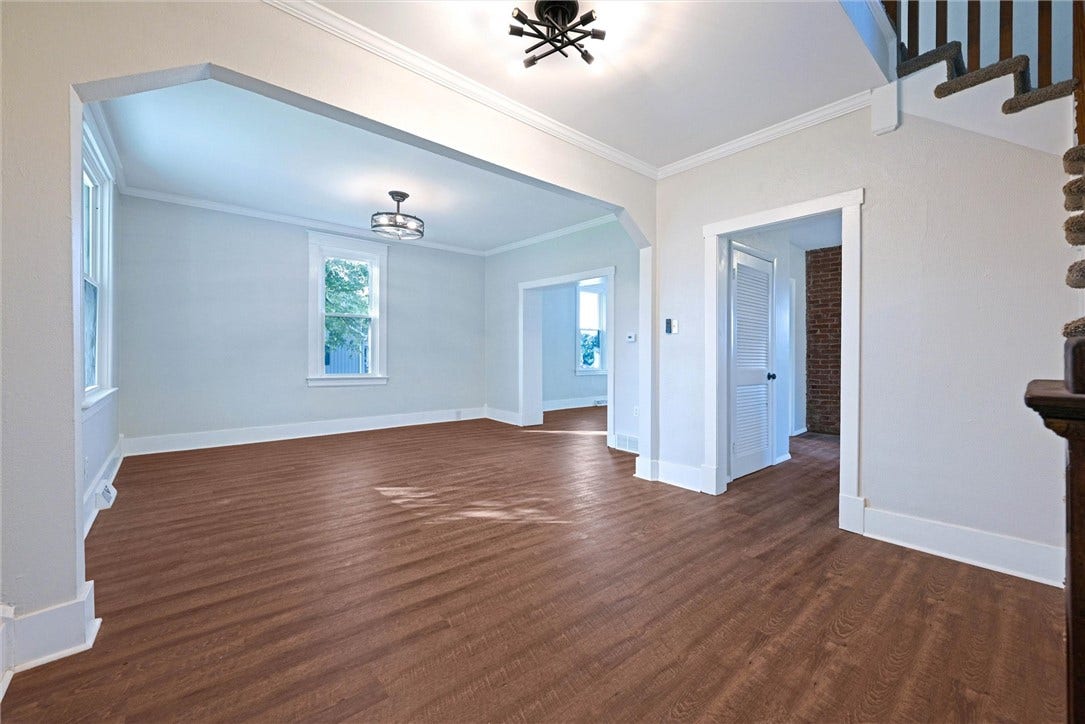 864 Clay Pike, North Huntingdon, PA 15642