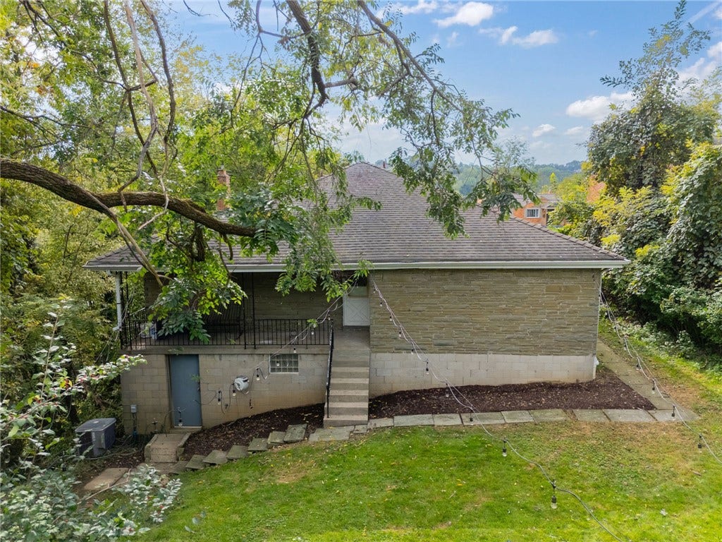 1808 Woodcove Pl, Pittsburgh, PA 15216 1808 Woodcove Pl, Pittsburgh, PA 15216