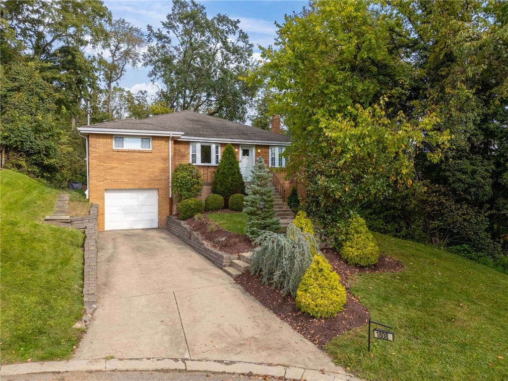 1808 Woodcove Pl, Pittsburgh, PA 15216 1808 Woodcove Pl, Pittsburgh, PA 15216