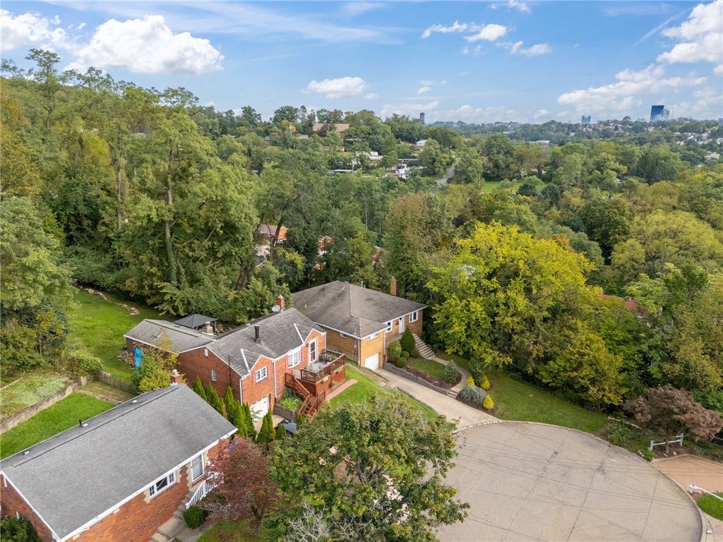 1808 Woodcove Pl, Pittsburgh, PA 15216 1808 Woodcove Pl, Pittsburgh, PA 15216