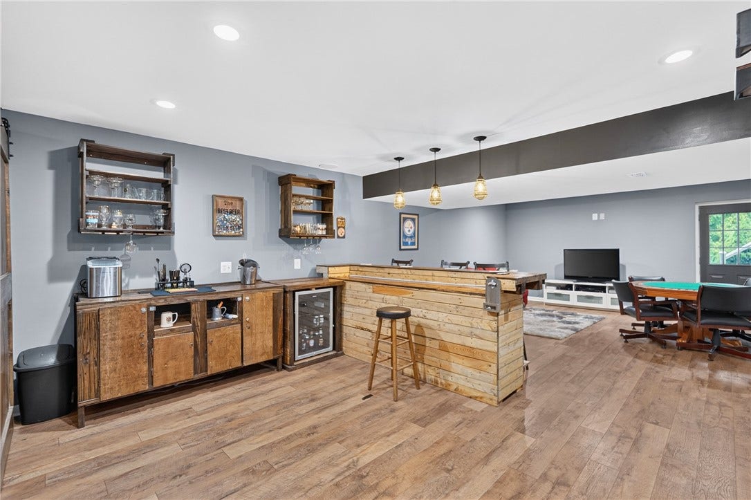 306 Crimson Drive, Pittsburgh, PA 15237 306 Crimson Drive, Pittsburgh, PA 15237