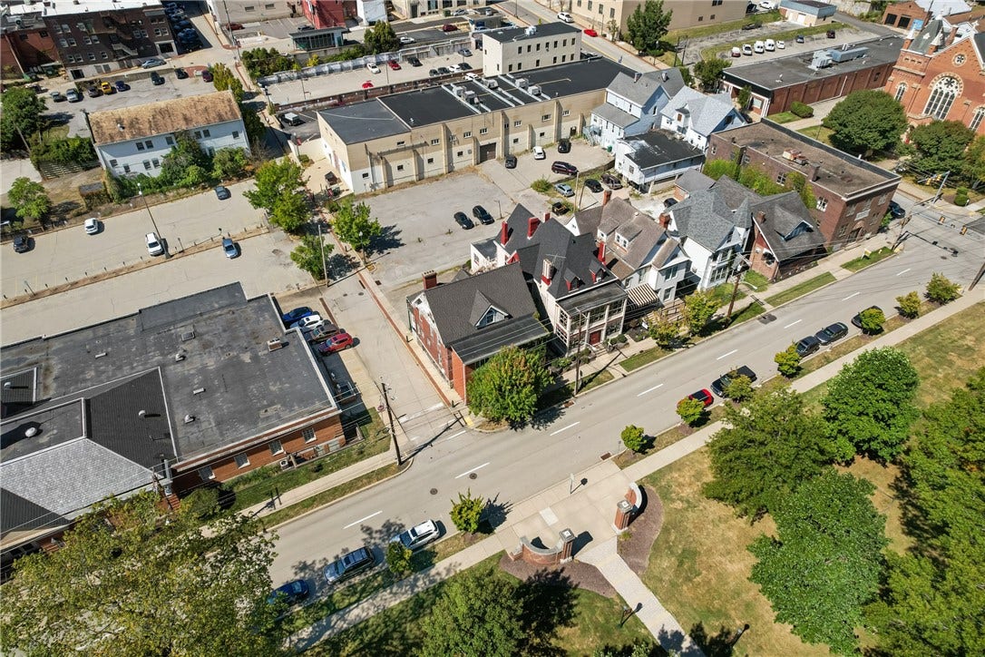 27 S College Street, Washington, PA 15301