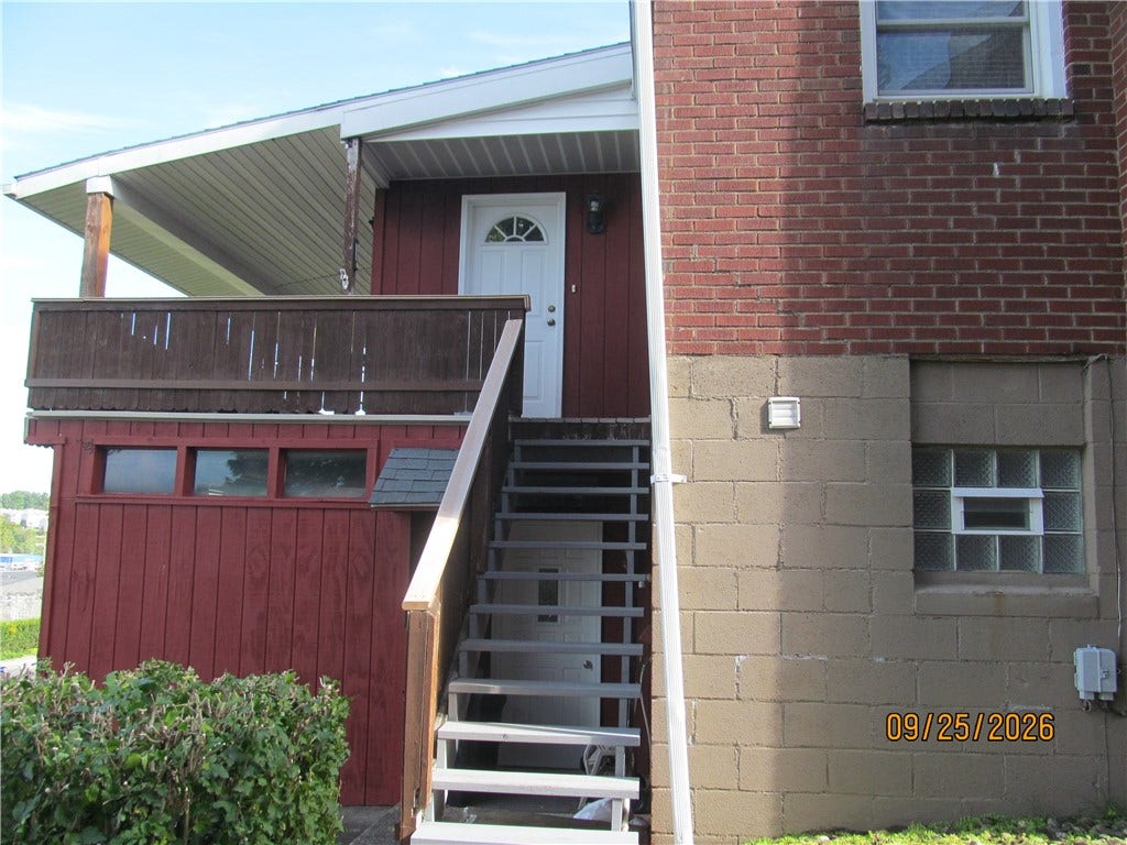 1522 Broad Street, Greensburg, PA 15601