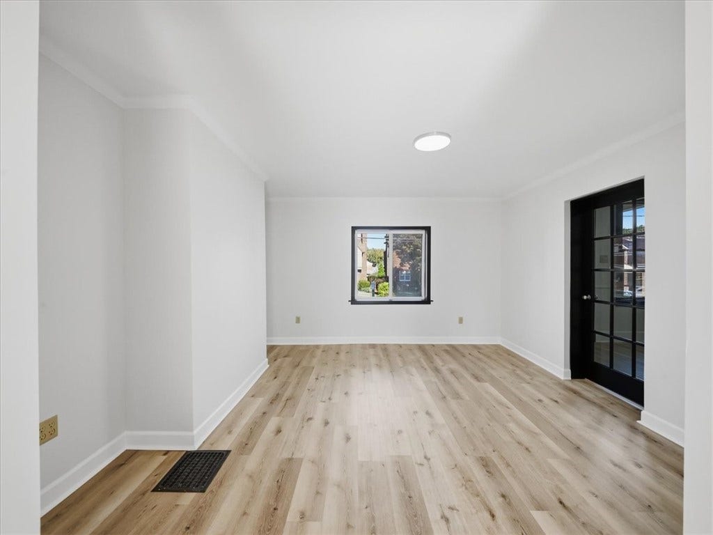 320 Raymond St, Pittsburgh, PA 15218 320 Raymond St, Pittsburgh, PA 15218
