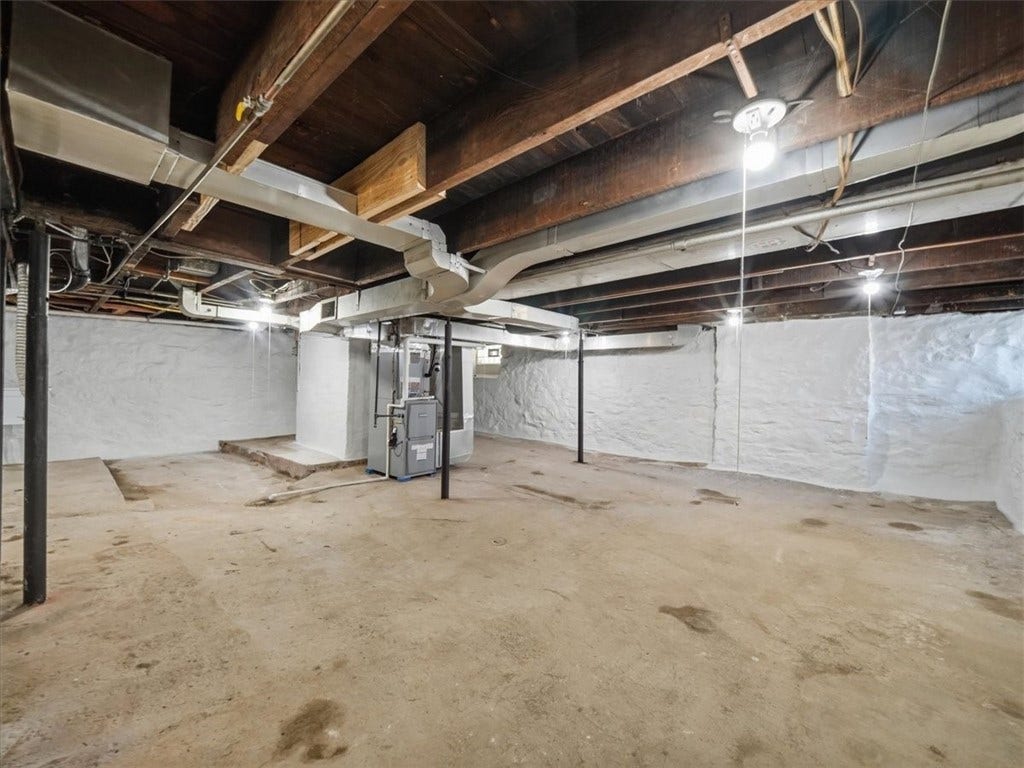 320 Raymond St, Pittsburgh, PA 15218 320 Raymond St, Pittsburgh, PA 15218