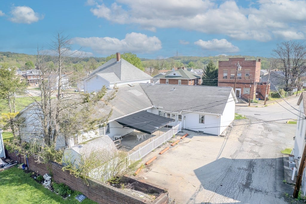 501 Alexandria St, Latrobe, PA 15650