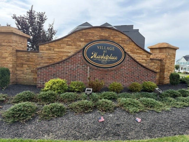 106 Crab Apple Way, Coraopolis, PA 15108