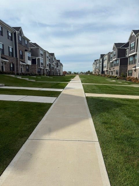 106 Crab Apple Way, Coraopolis, PA 15108