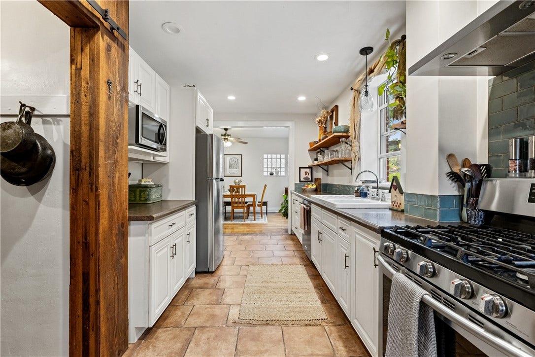 539 N Fairmount St, Pittsburgh, PA 15206