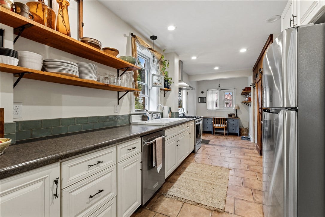 539 N Fairmount St, Pittsburgh, PA 15206