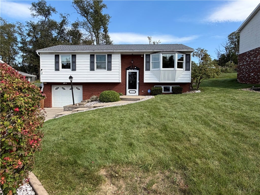 143 Arrow, Elizabeth, PA 15037