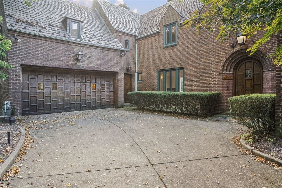 5914 Braeburn Place, Pittsburgh, PA 15232 5914 Braeburn Place, Pittsburgh, PA 15232