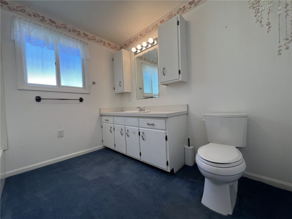 13 Dearth Ln, Uniontown, PA 15401