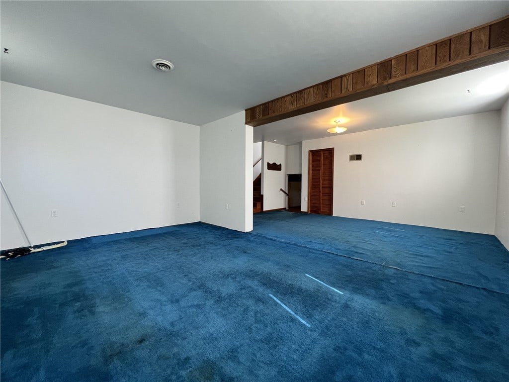 13 Dearth Ln, Uniontown, PA 15401