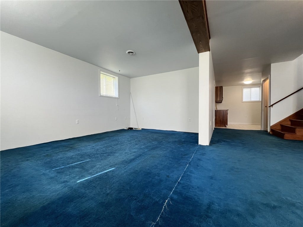 13 Dearth Ln, Uniontown, PA 15401