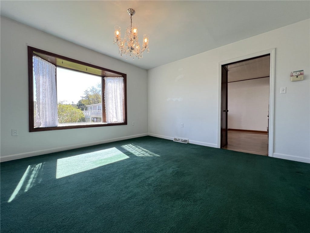 13 Dearth Ln, Uniontown, PA 15401