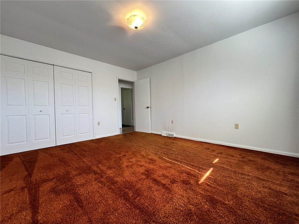 13 Dearth Ln, Uniontown, PA 15401