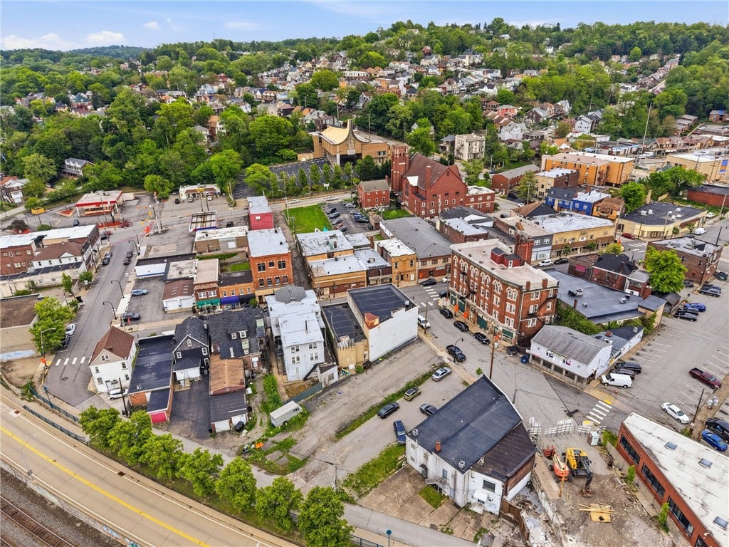 7527 Washington Ave, Pittsburgh, PA 15218