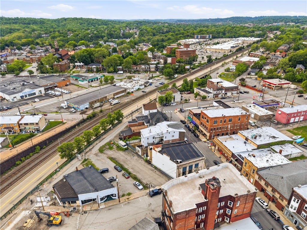7527 Washington Ave, Pittsburgh, PA 15218