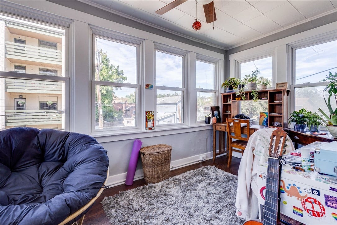 511 Mifflin Ave, Pittsburgh, PA 15221 Sunroom - Unit 2