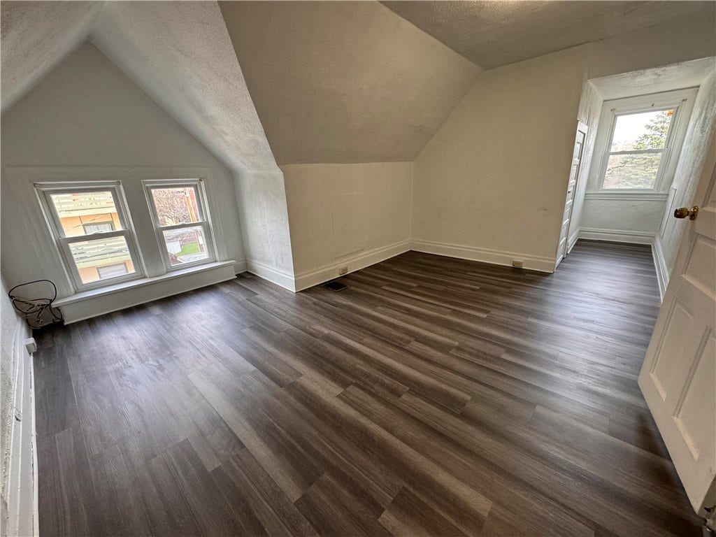 511 Mifflin Ave, Pittsburgh, PA 15221 Room - Unit 3