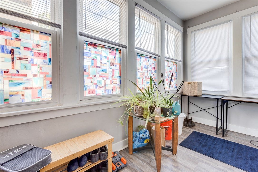 511 Mifflin Ave, Pittsburgh, PA 15221 Entry - Unit 1
