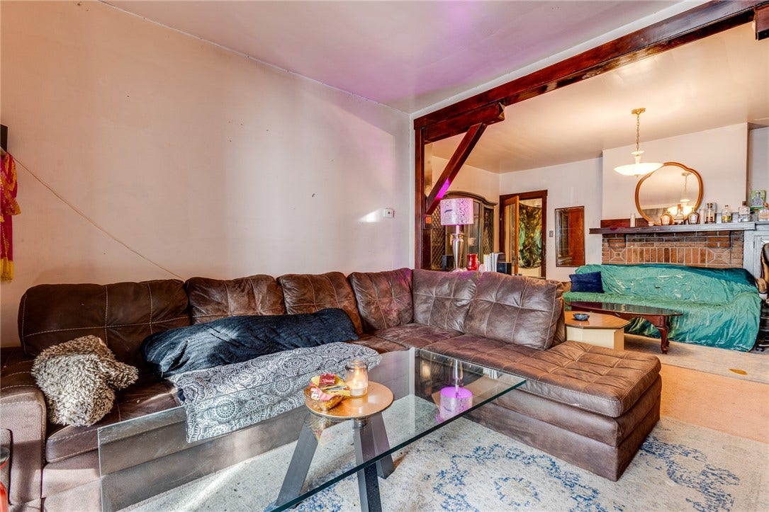 2836 W Liberty Ave, Pittsburgh, PA 15216 2836 W Liberty Ave, Pittsburgh, PA 15216