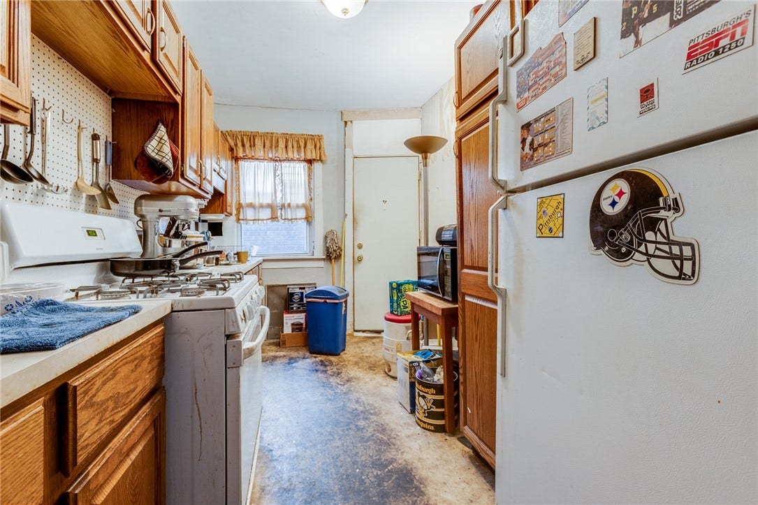 2836 W Liberty Ave, Pittsburgh, PA 15216 2836 W Liberty Ave, Pittsburgh, PA 15216