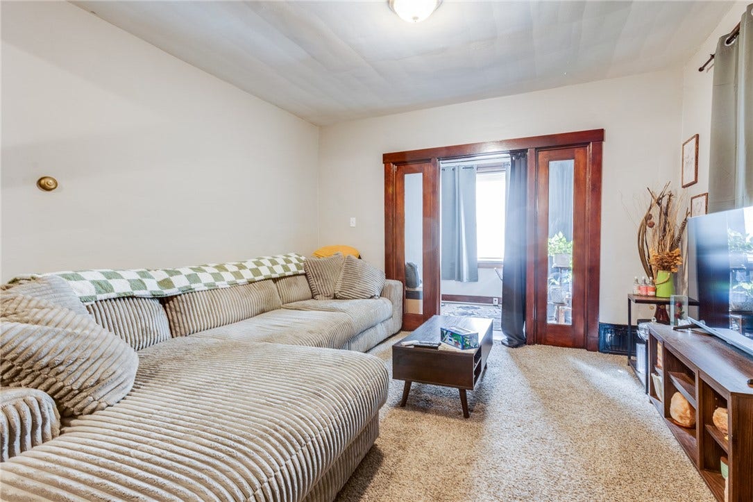 2836 W Liberty Ave, Pittsburgh, PA 15216 2836 W Liberty Ave, Pittsburgh, PA 15216
