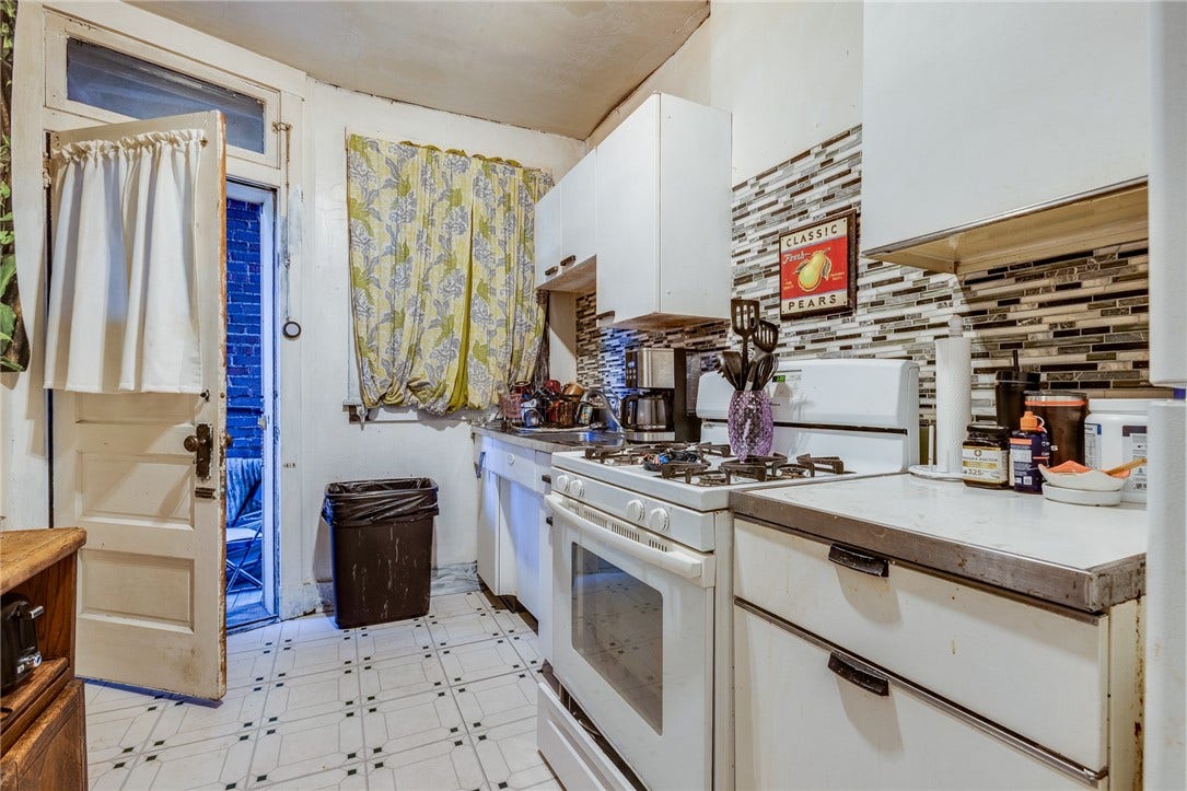 2836 W Liberty Ave, Pittsburgh, PA 15216 2836 W Liberty Ave, Pittsburgh, PA 15216