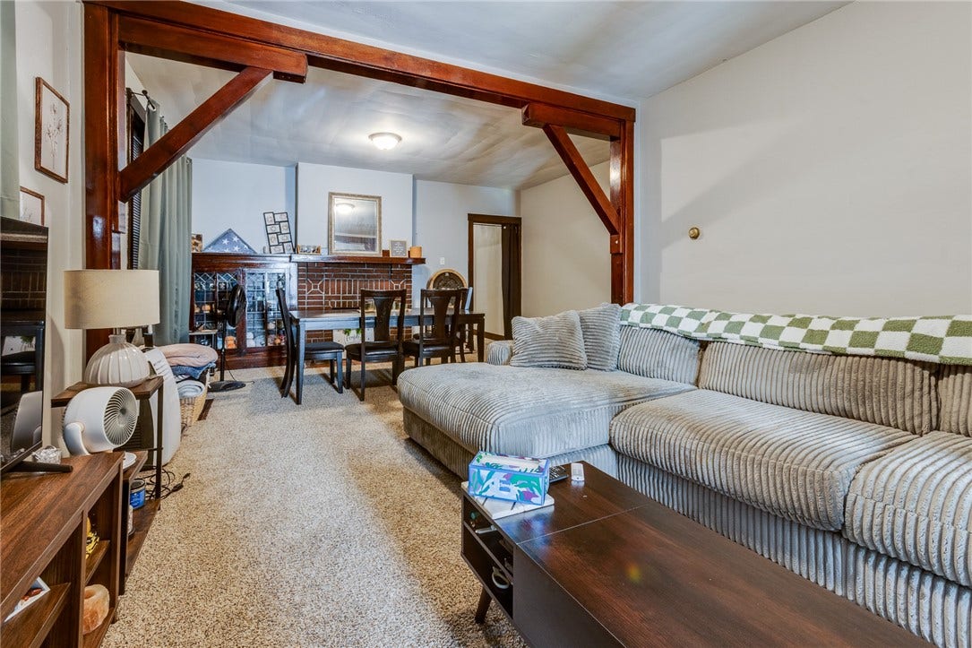 2836 W Liberty Ave, Pittsburgh, PA 15216 2836 W Liberty Ave, Pittsburgh, PA 15216