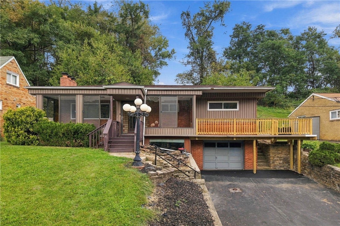 1045 BROUGHTON ROAD, Pittsburgh, PA 15236