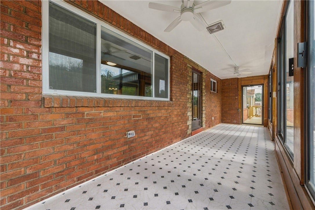 1045 BROUGHTON ROAD, Pittsburgh, PA 15236