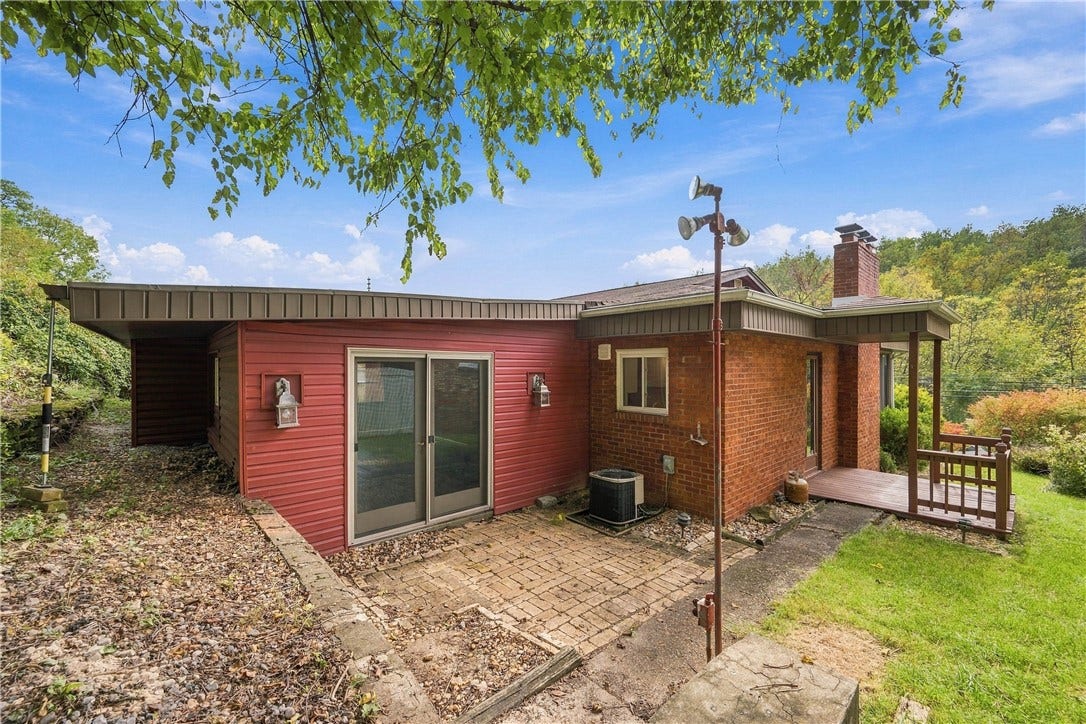 1045 BROUGHTON ROAD, Pittsburgh, PA 15236