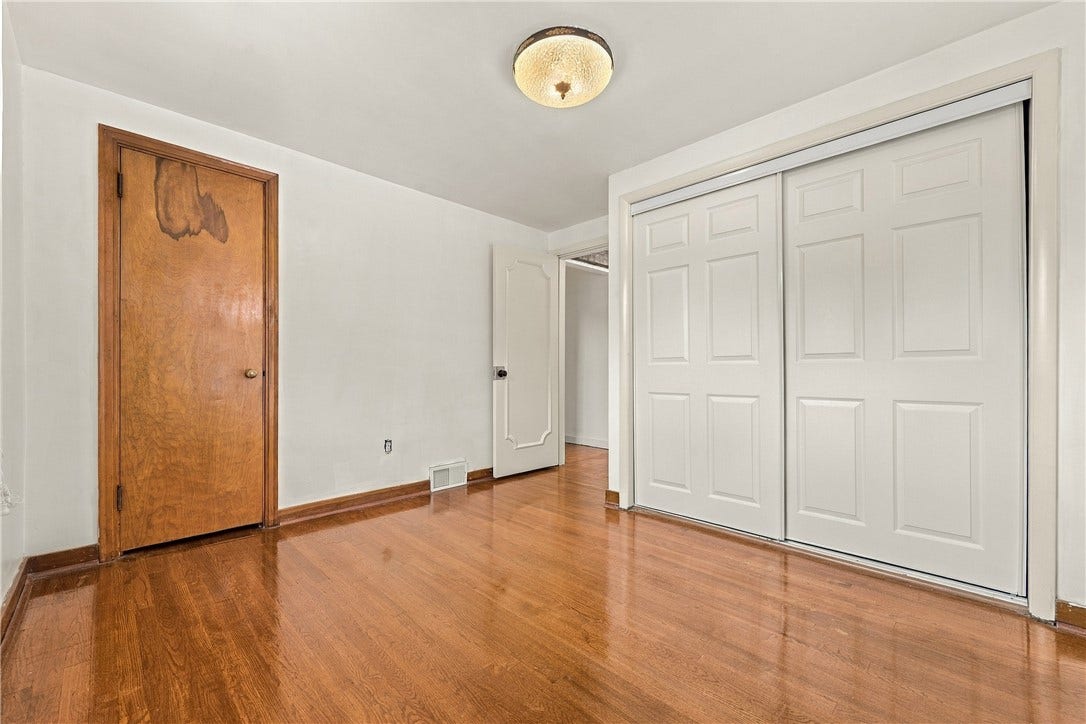 1045 BROUGHTON ROAD, Pittsburgh, PA 15236