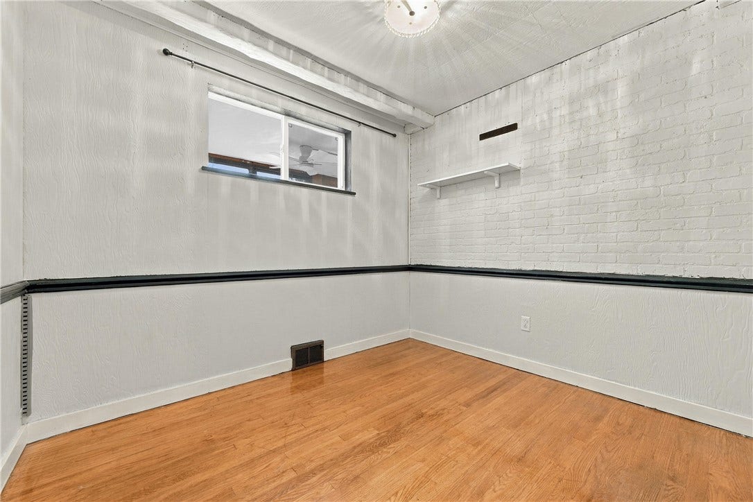 1045 BROUGHTON ROAD, Pittsburgh, PA 15236