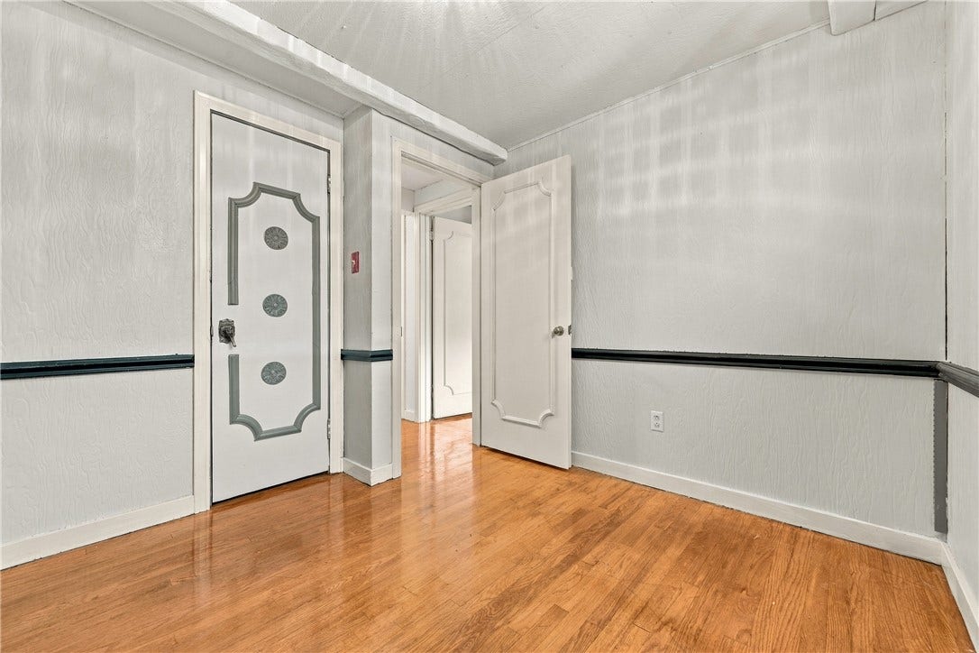 1045 BROUGHTON ROAD, Pittsburgh, PA 15236