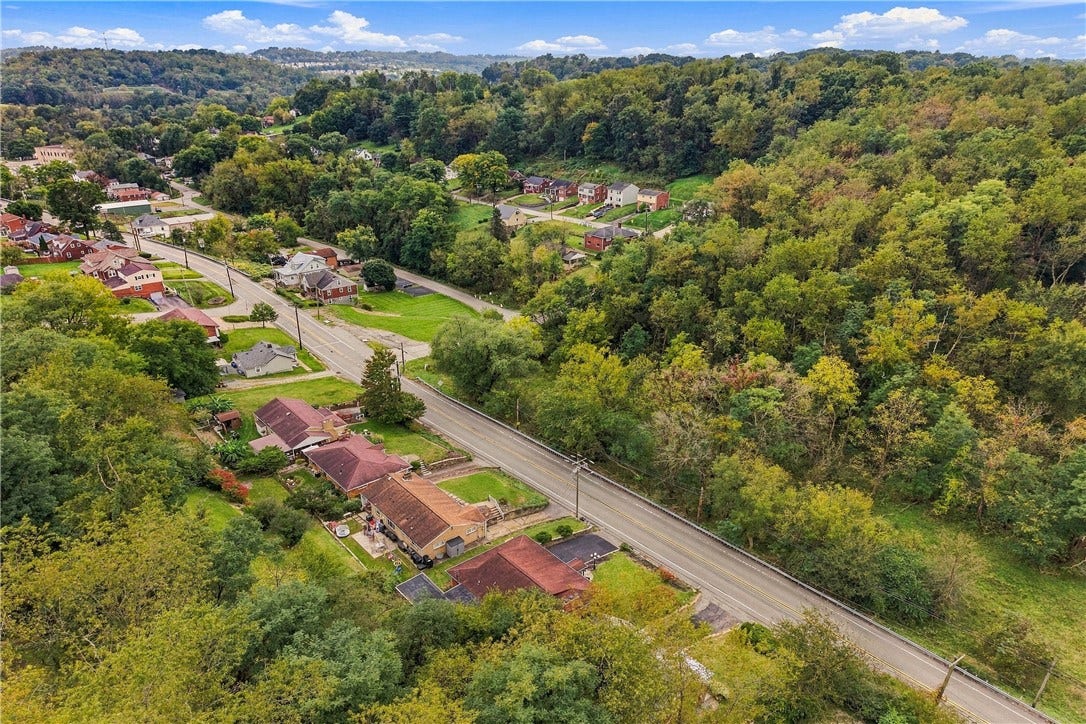 1045 BROUGHTON ROAD, Pittsburgh, PA 15236