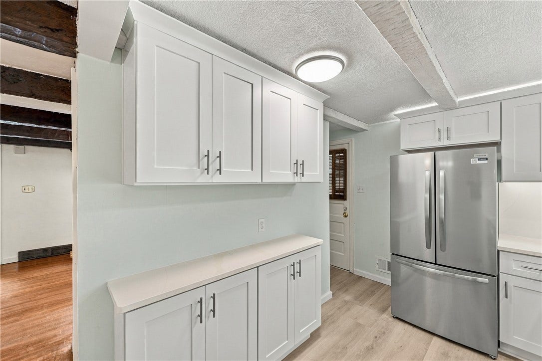 1045 BROUGHTON ROAD, Pittsburgh, PA 15236