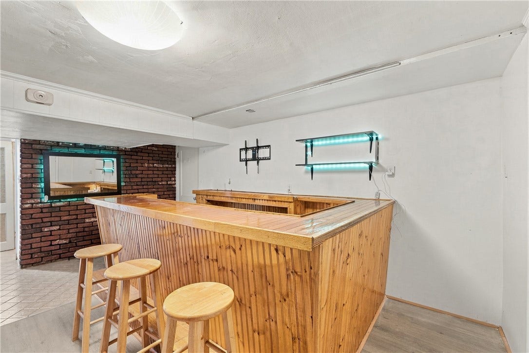 1045 BROUGHTON ROAD, Pittsburgh, PA 15236