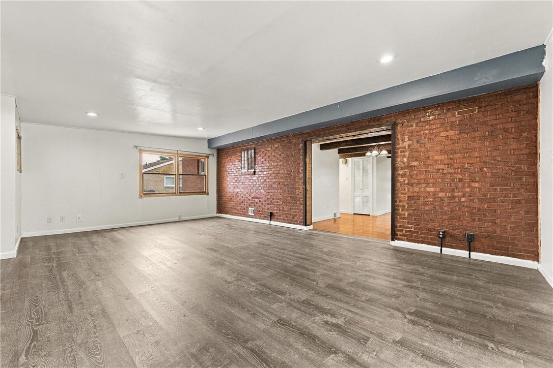 1045 BROUGHTON ROAD, Pittsburgh, PA 15236