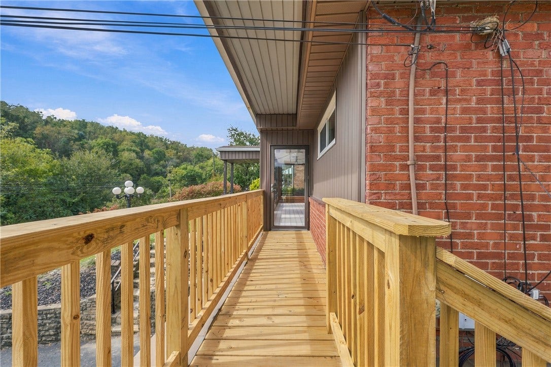 1045 BROUGHTON ROAD, Pittsburgh, PA 15236