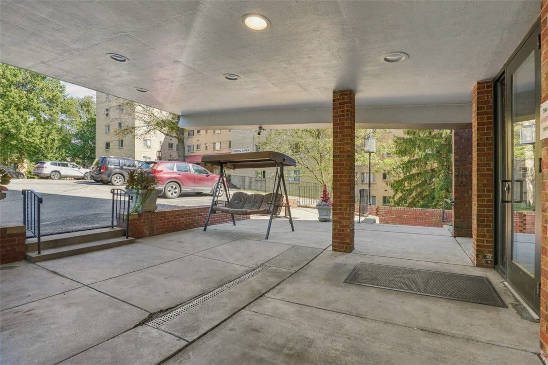 5 Bayard Rd, #300, Pittsburgh, PA 15213