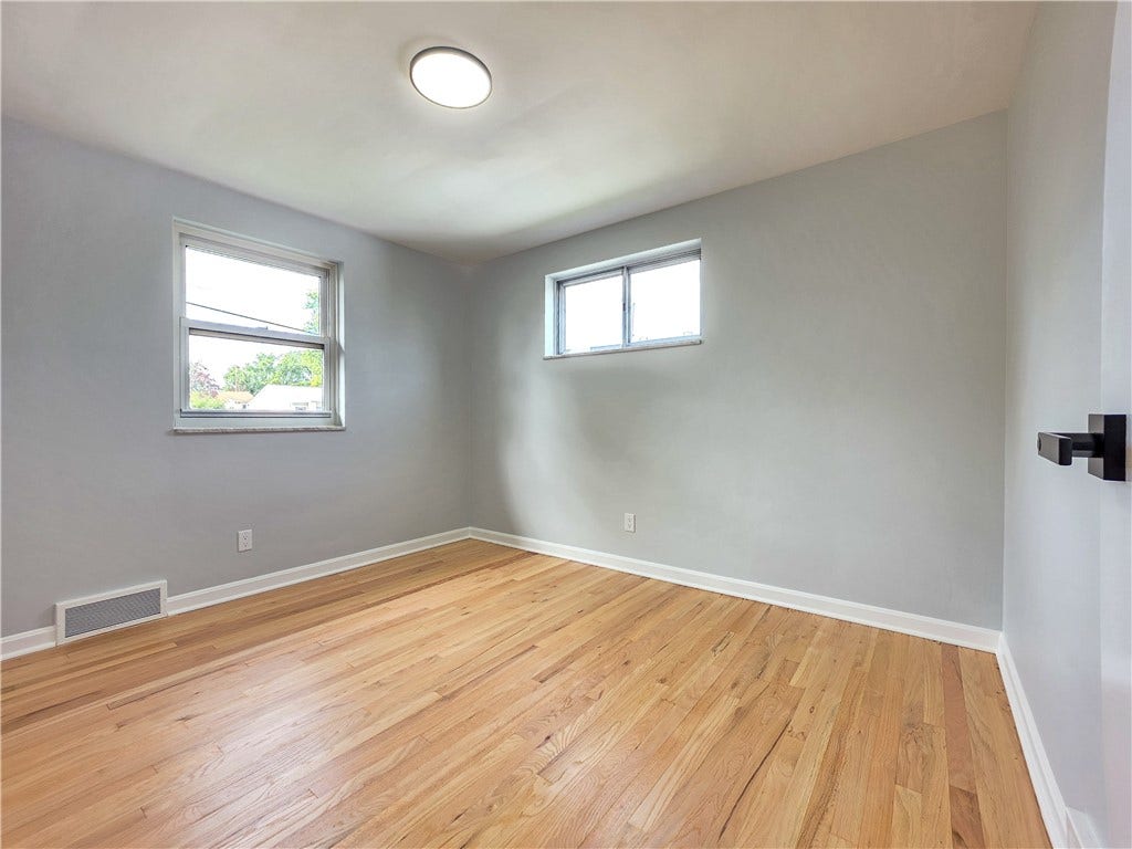 121 Vetter Dr, Pittsburgh, PA 15235 121 Vetter Dr, Pittsburgh, PA 15235