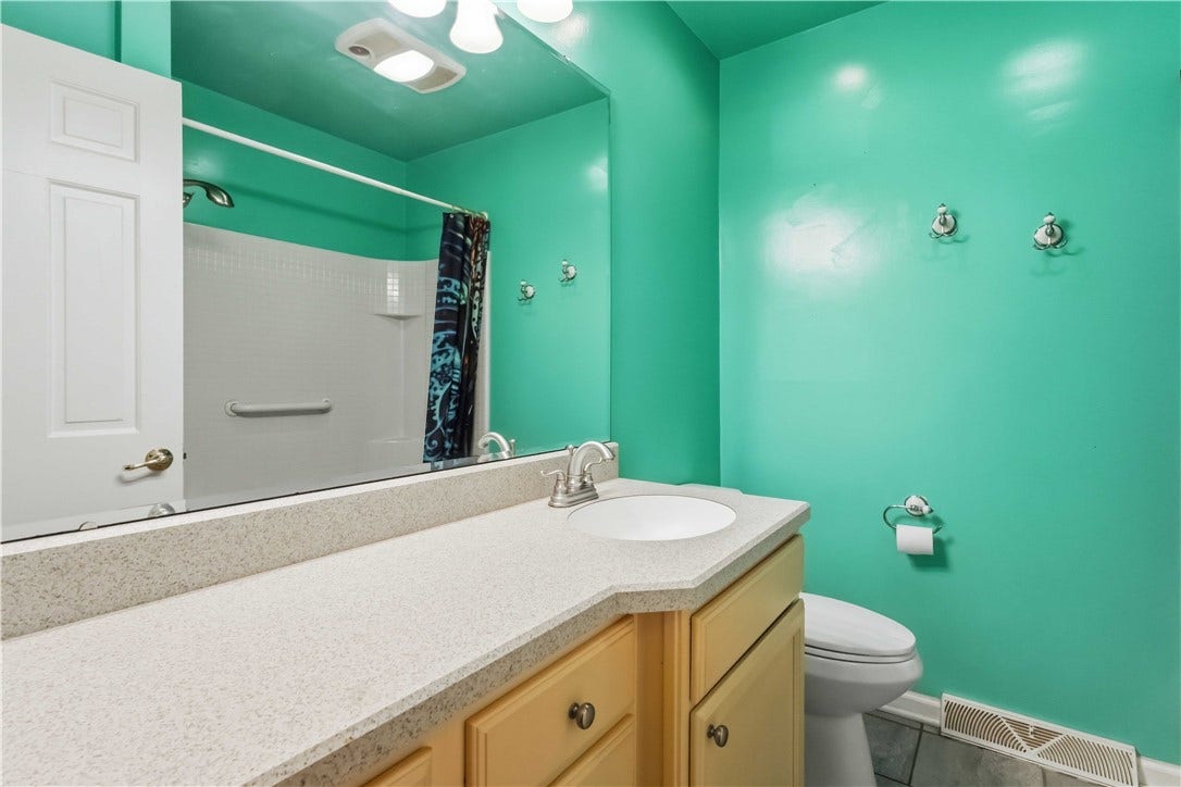 1405 Rolling Acres Road, Latrobe, PA 15650