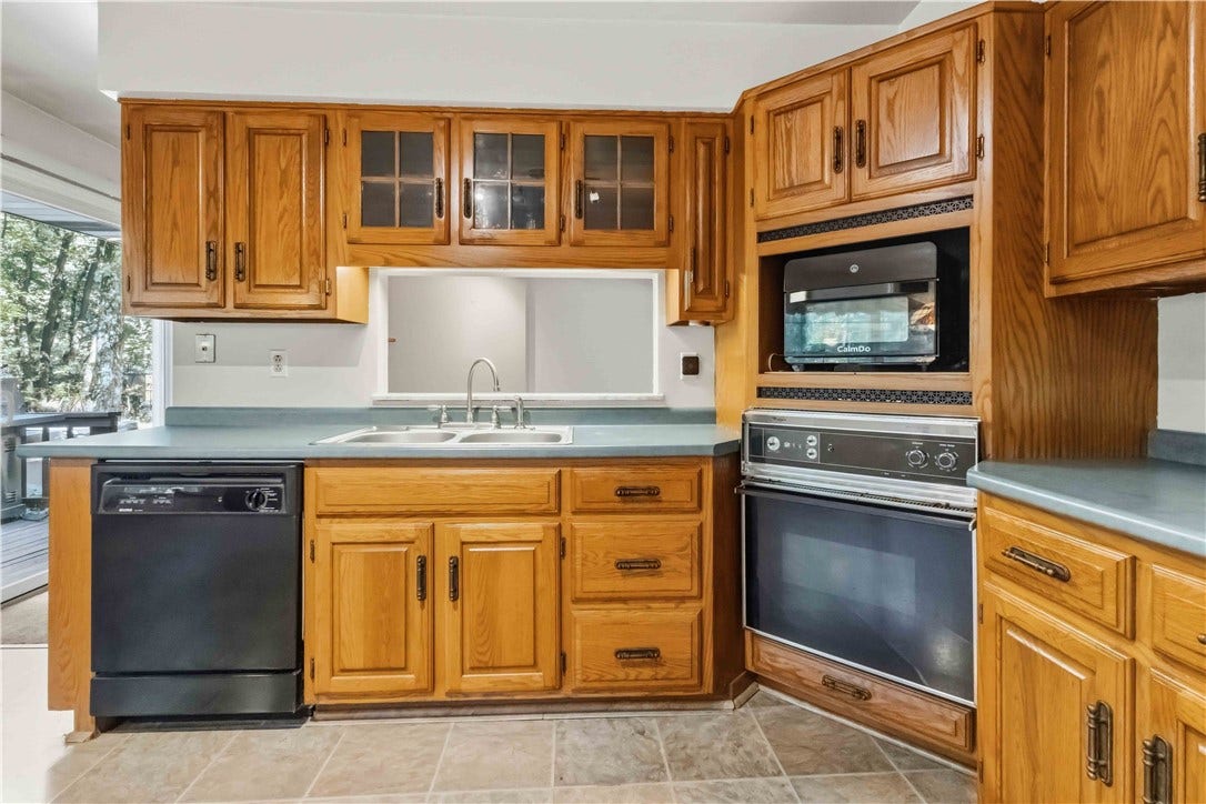 1405 Rolling Acres Road, Latrobe, PA 15650