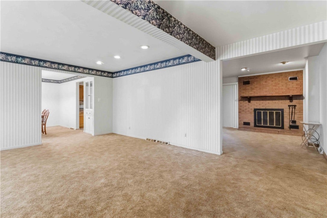 1405 Rolling Acres Road, Latrobe, PA 15650