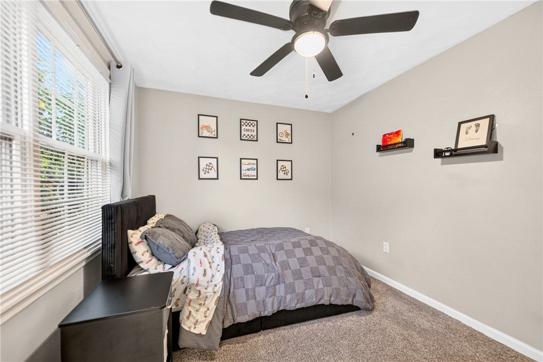 143 Janyce Dr, Greensburg, PA 15601